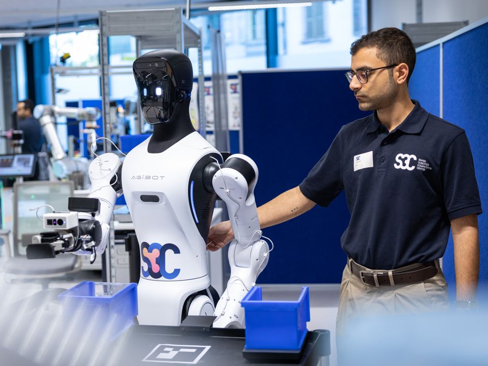 Einblick bei Swiss Cobotics Competence Center (S3C) (1)